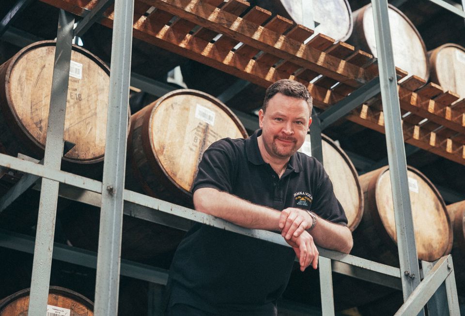 Large W&M Headshots Leon 005